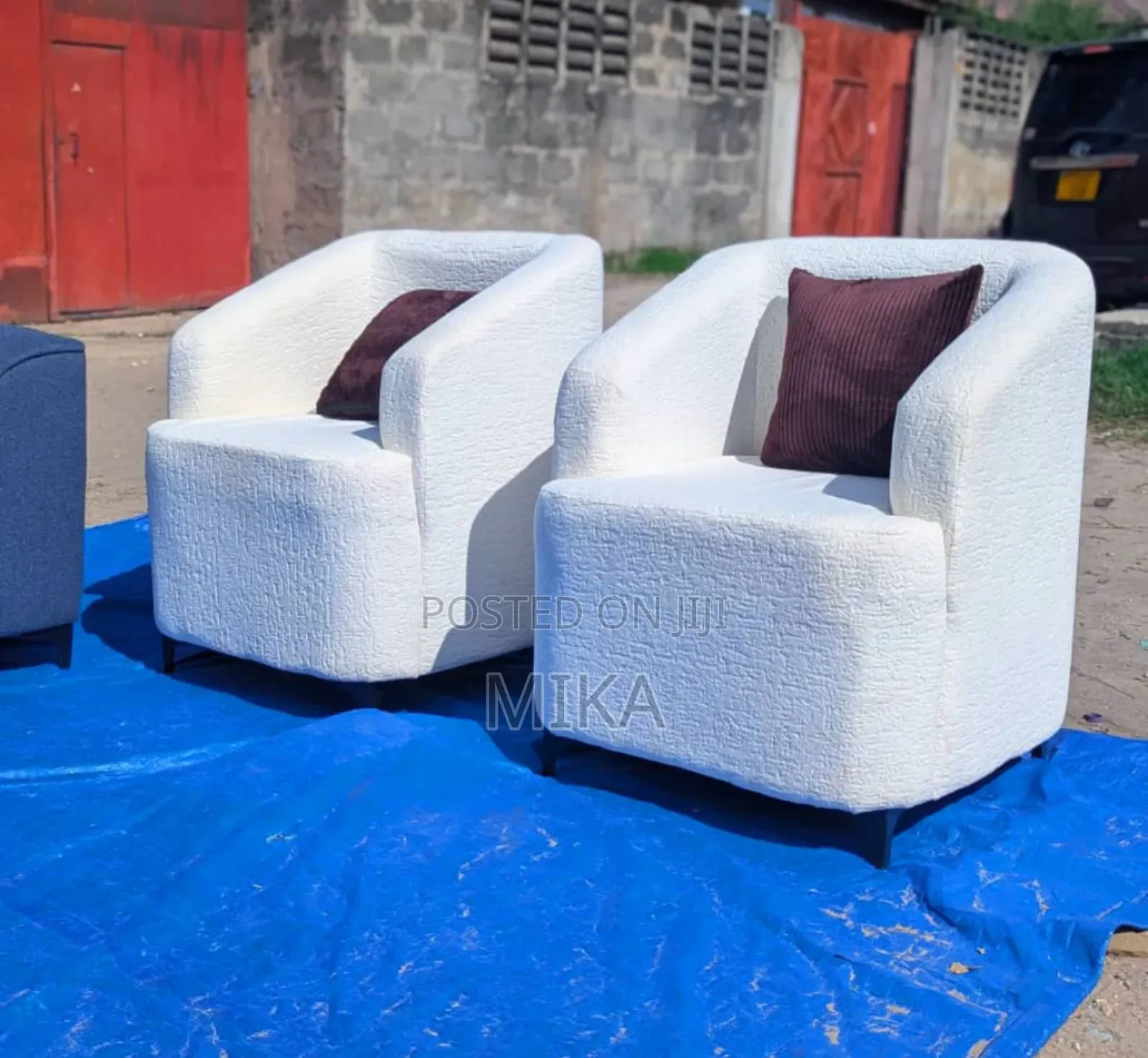 Sofa Set Very Classic Much Top Finishing