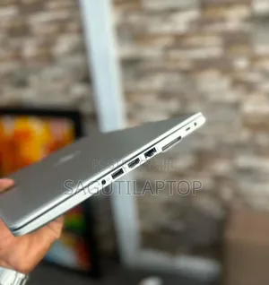 Laptop HP EliteBook 830 G6 8GB Intel Core i3 SSD 256GB