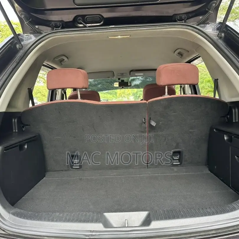 Mazda Verisa 2008 Burgundy
