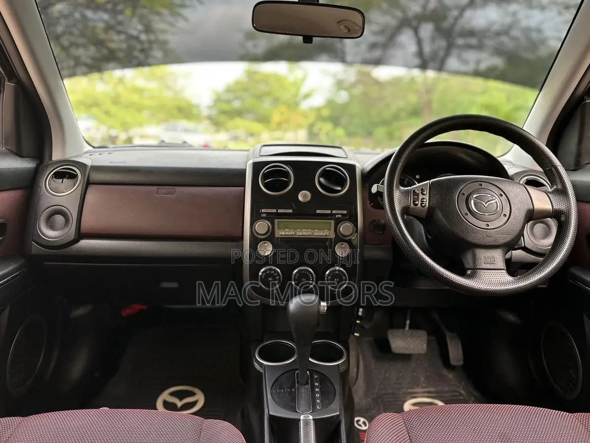 Mazda Verisa 2008 Burgundy