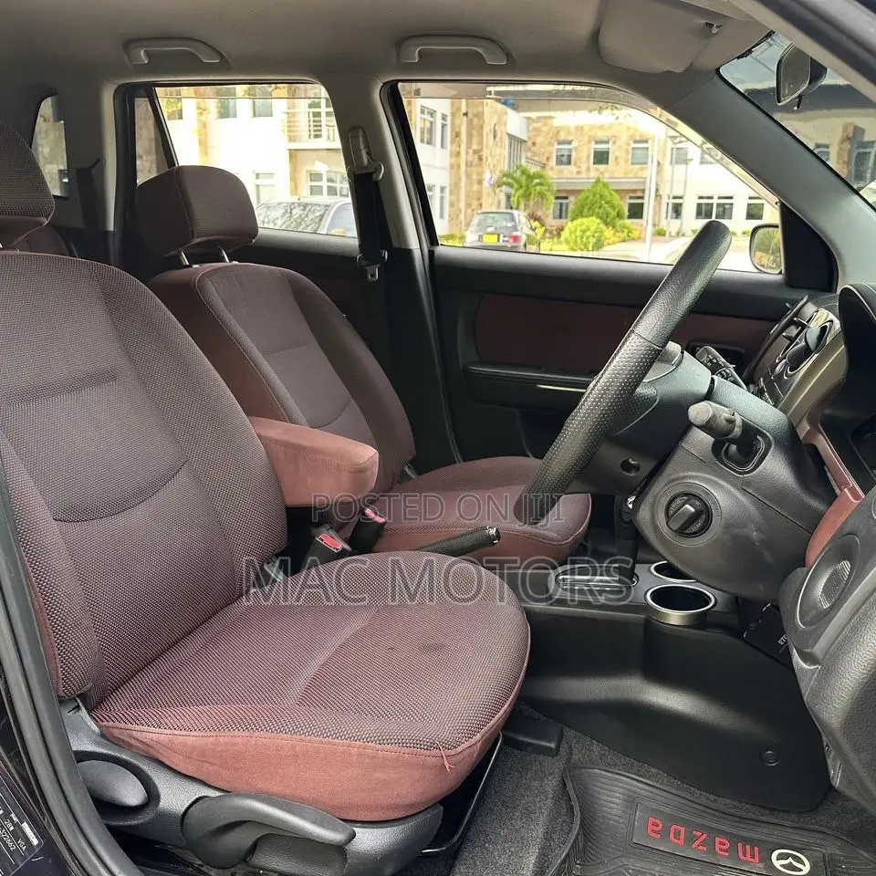 Mazda Verisa 2008 Burgundy