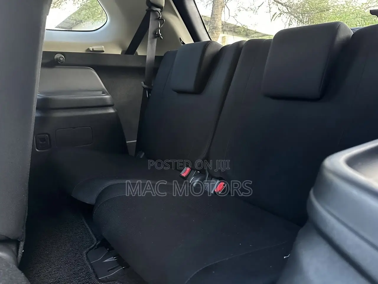 Mitsubishi Outlander 2010 White