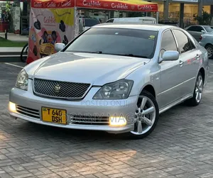Toyota Crown 2006 Silver
