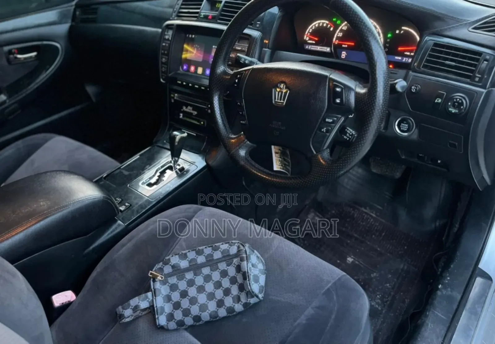 Toyota Crown 2006 Silver