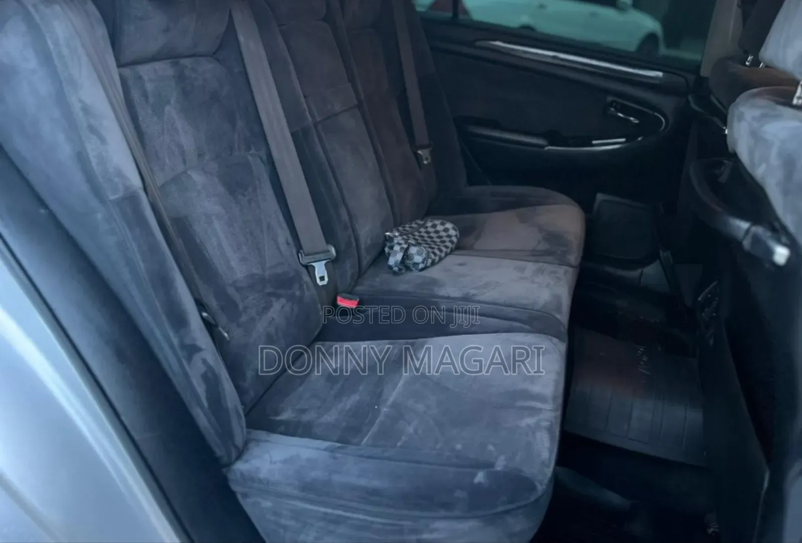 Toyota Crown 2006 Silver