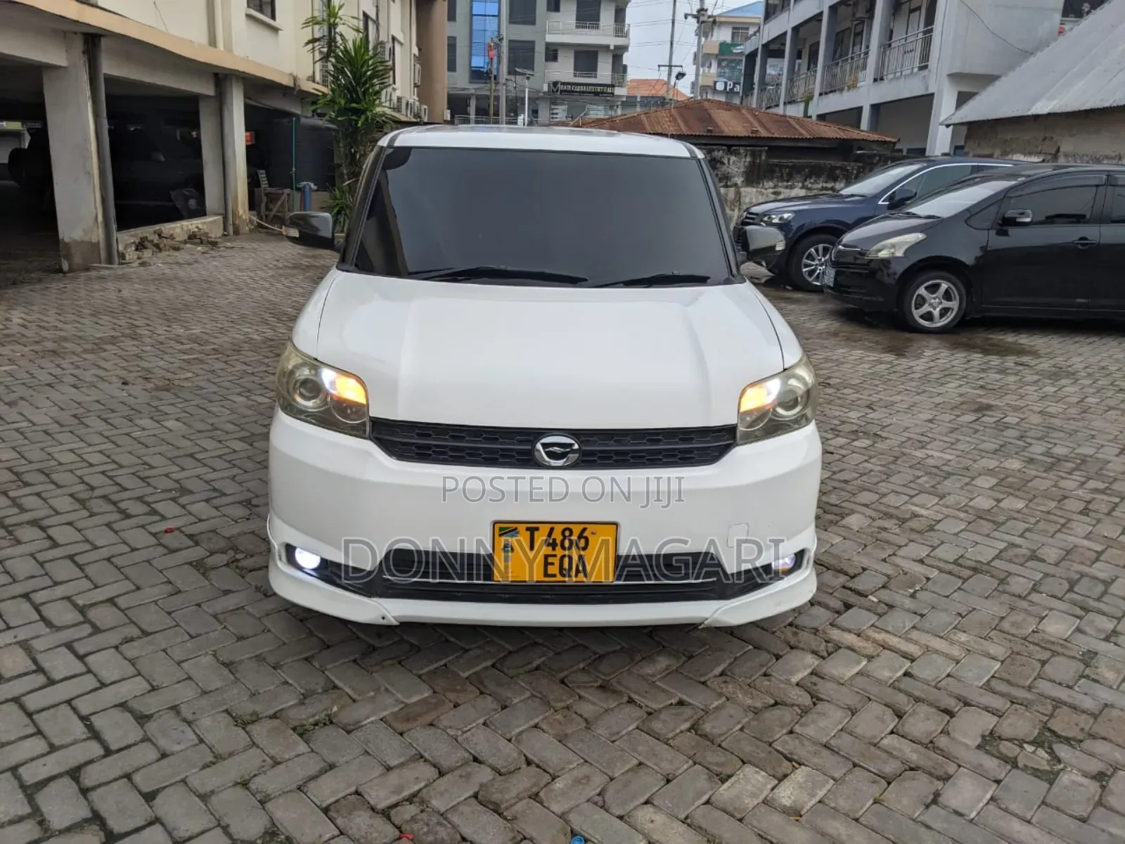 Toyota Corolla Rumion 2008 White