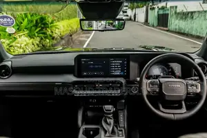 Toyota Land Cruiser Prado 2.4 Petrol 2025 Black
