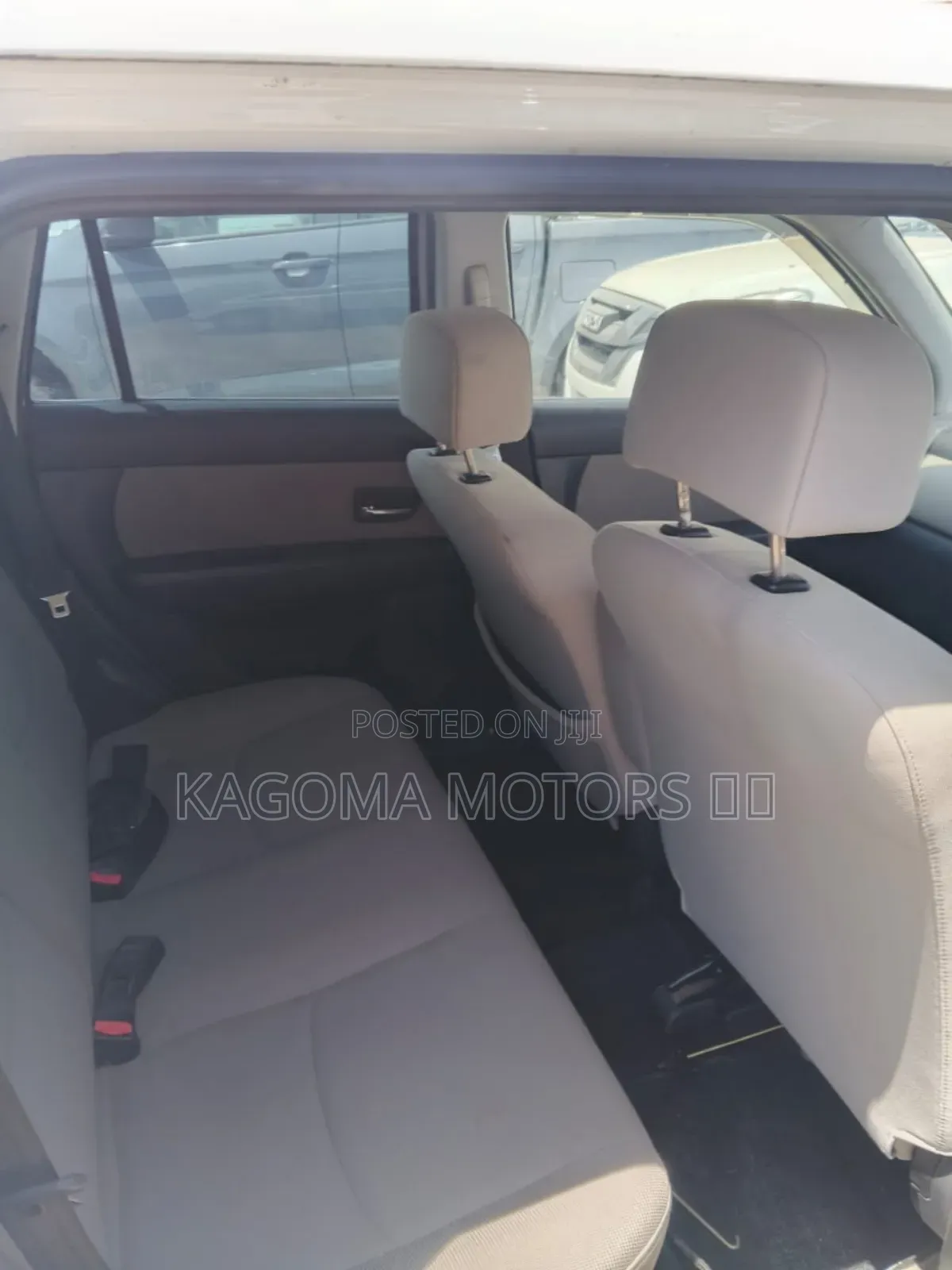 Mazda Verisa 2005 White