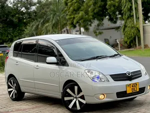 Toyota Corolla Spacio 2002 Silver