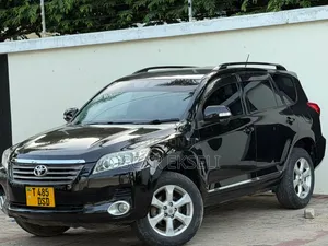 Toyota Vanguard 2010 Black