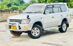 Toyota Land Cruiser Prado 2.7 3dr 2002 White
