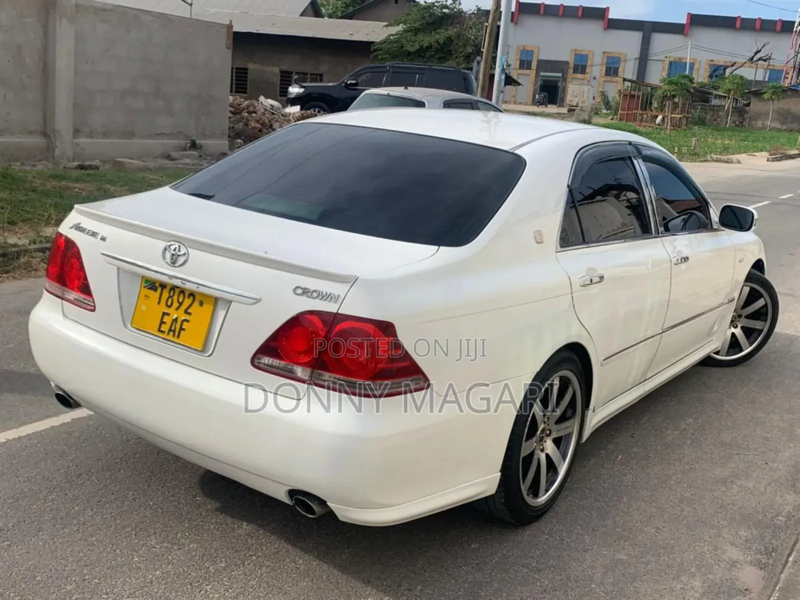 Toyota Crown 2006 White