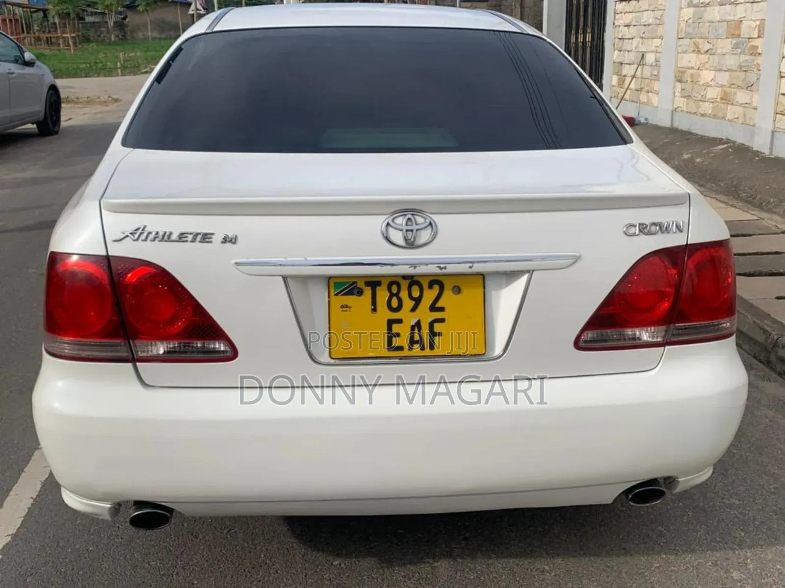Toyota Crown 2006 White