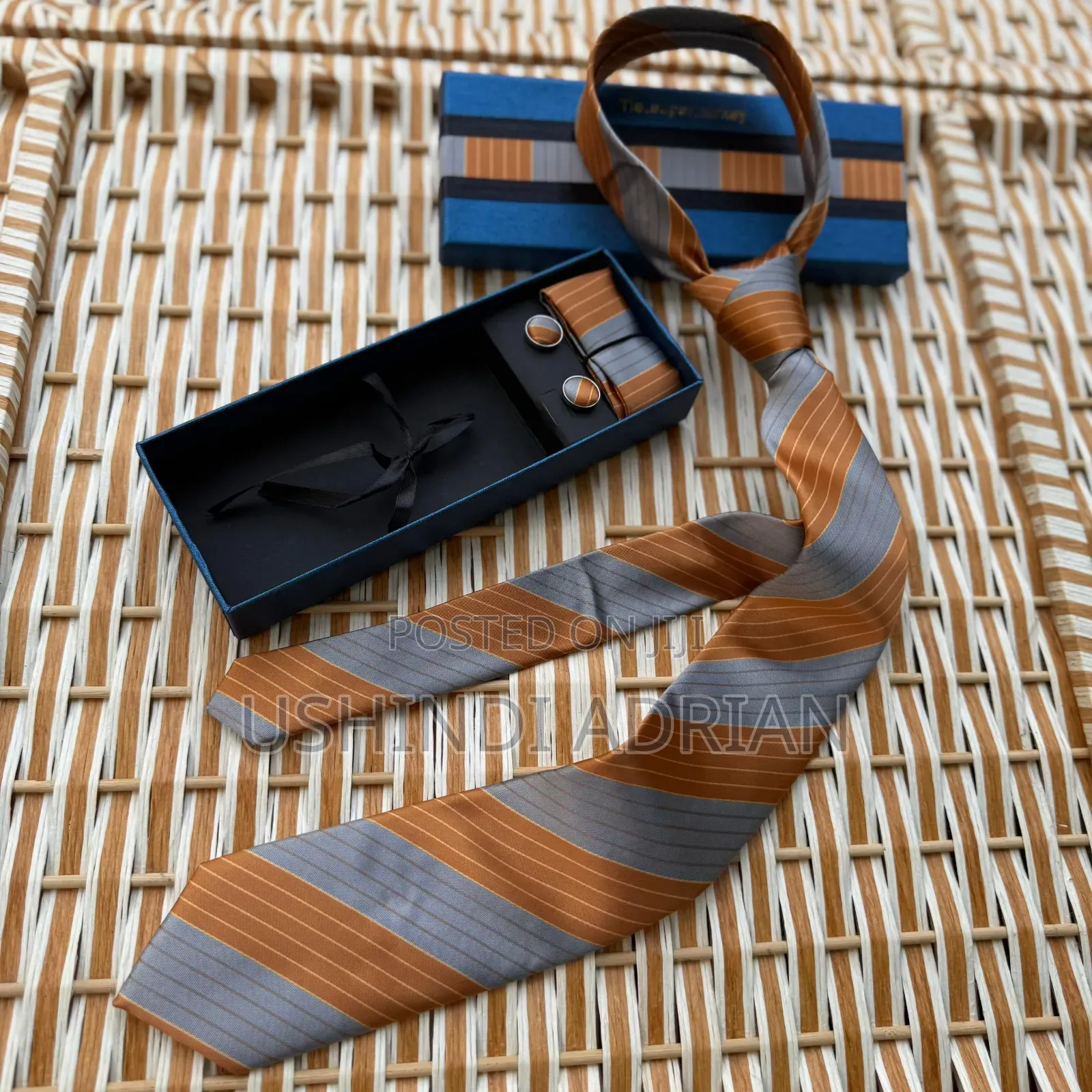 Tie Set Kamili–Kwa Muonekano Wa Kifahari!