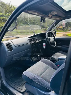 Toyota Hilux Surf 2005 Black