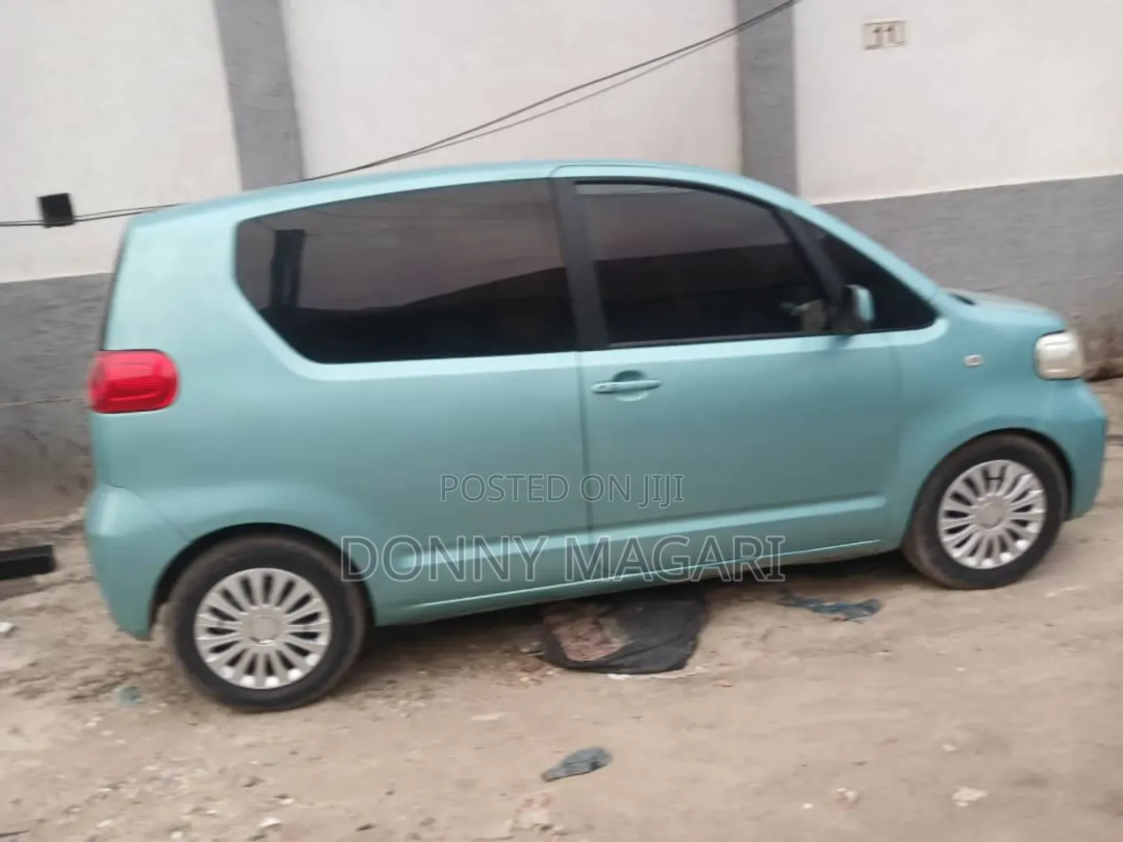 Toyota Porte 2005 Blue