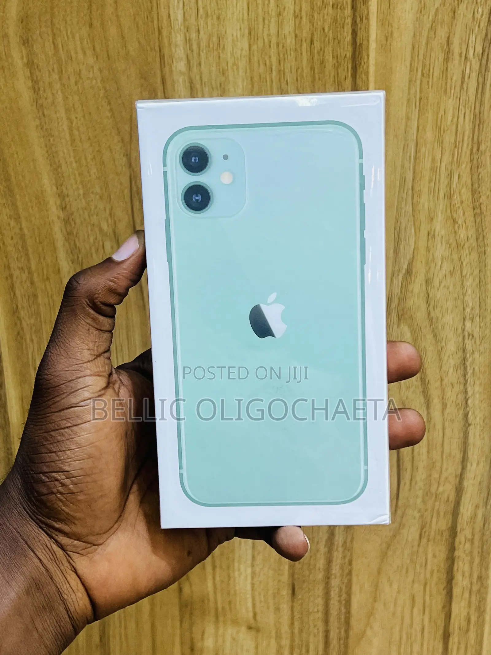 New Apple iPhone 11 128 GB Green