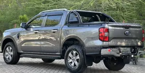 Ford Ranger Wildtrak 2024 Gray