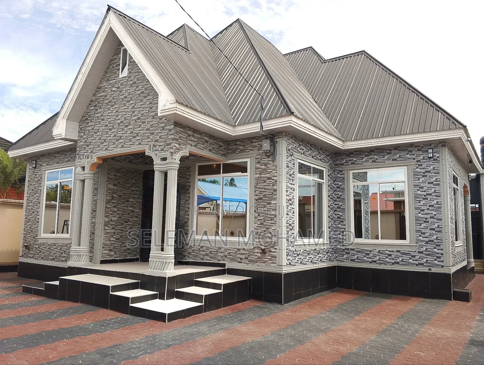 Furnished 4bdrm House in Biriani Real Estate, Charambe for sale