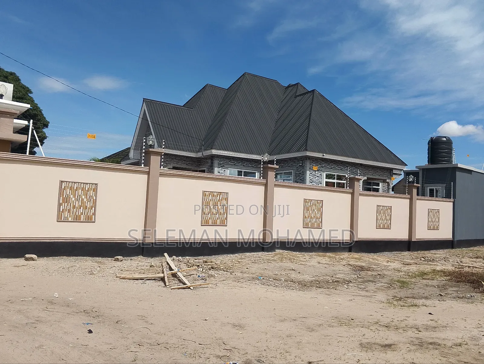 Furnished 4bdrm House in Biriani Real Estate, Charambe for sale