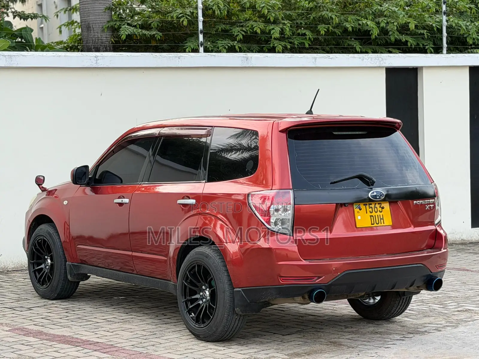 Subaru Forester 2010 Orange