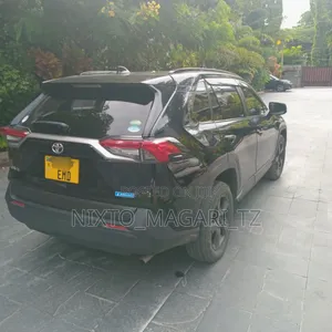 Toyota RAV4 2021 Black