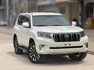 Toyota Land Cruiser Prado 2.8 2023 White