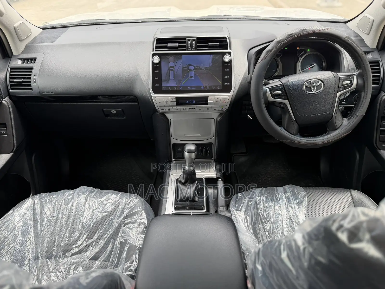 Toyota Land Cruiser Prado 2.8 2023 White