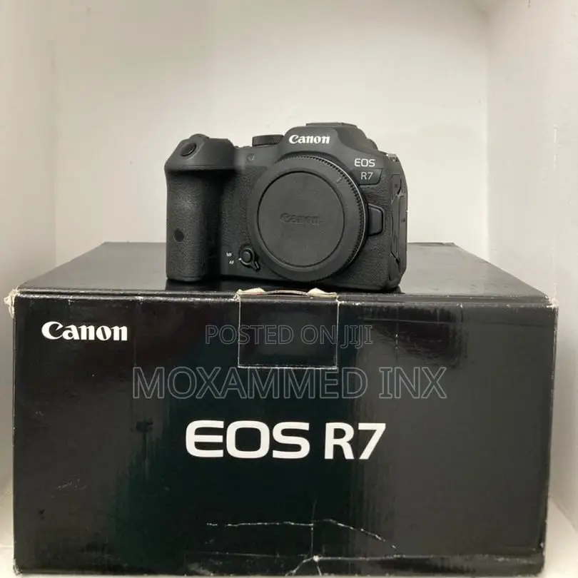 Canon Eos R7 Body