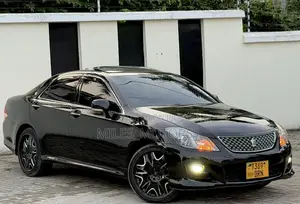Toyota Crown 2009 Black