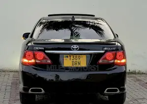 Toyota Crown 2009 Black