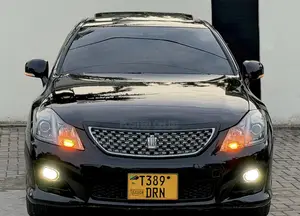 Toyota Crown 2009 Black