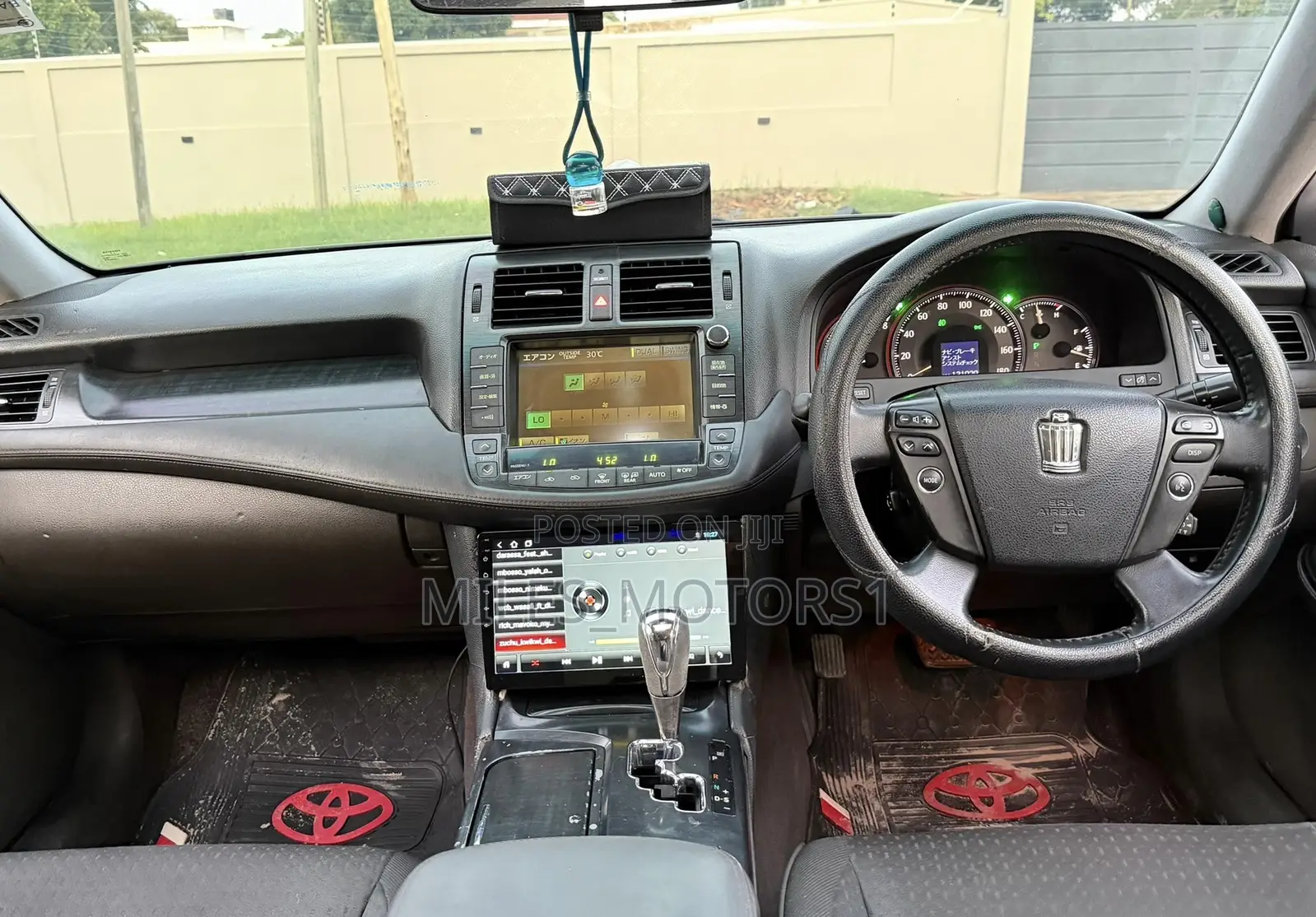 Toyota Crown 2009 Black