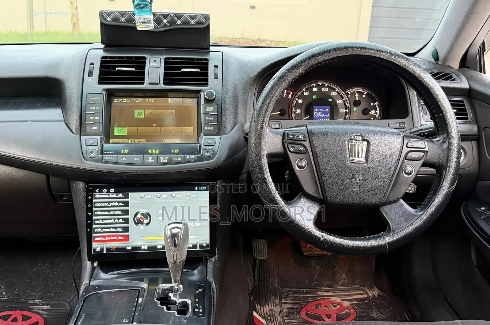 Toyota Crown 2009 Black