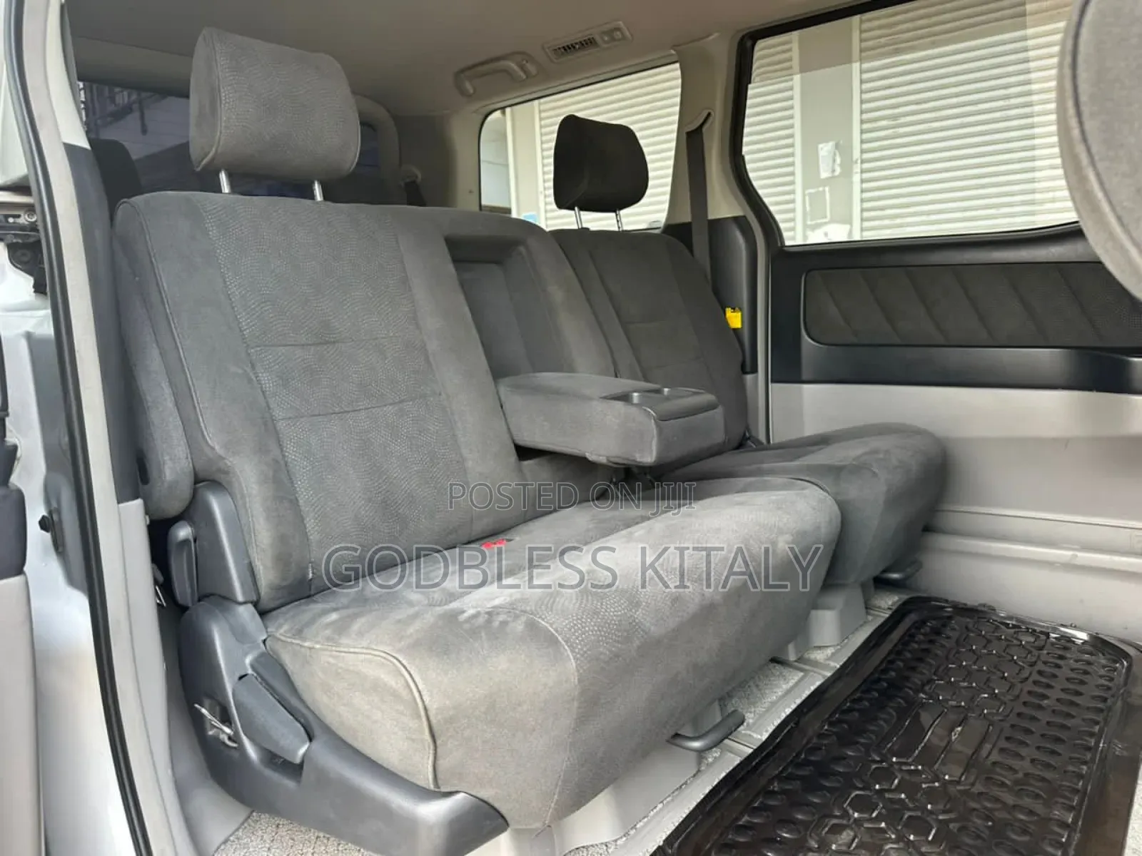 Toyota Alphard 2.4 Hybrid AWD 2006 Silver