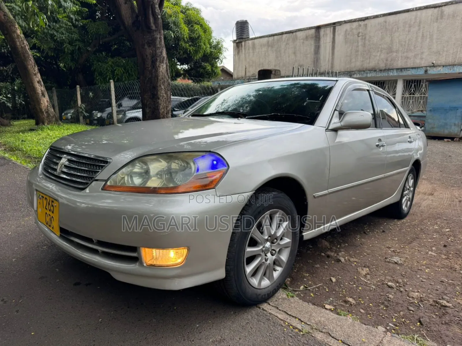Toyota Mark II 2003 Silver