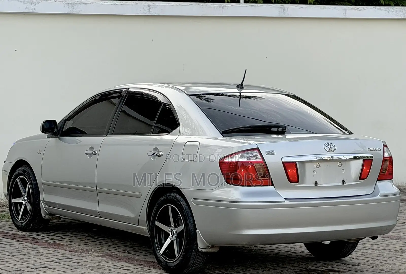 Toyota Premio 2005 Silver