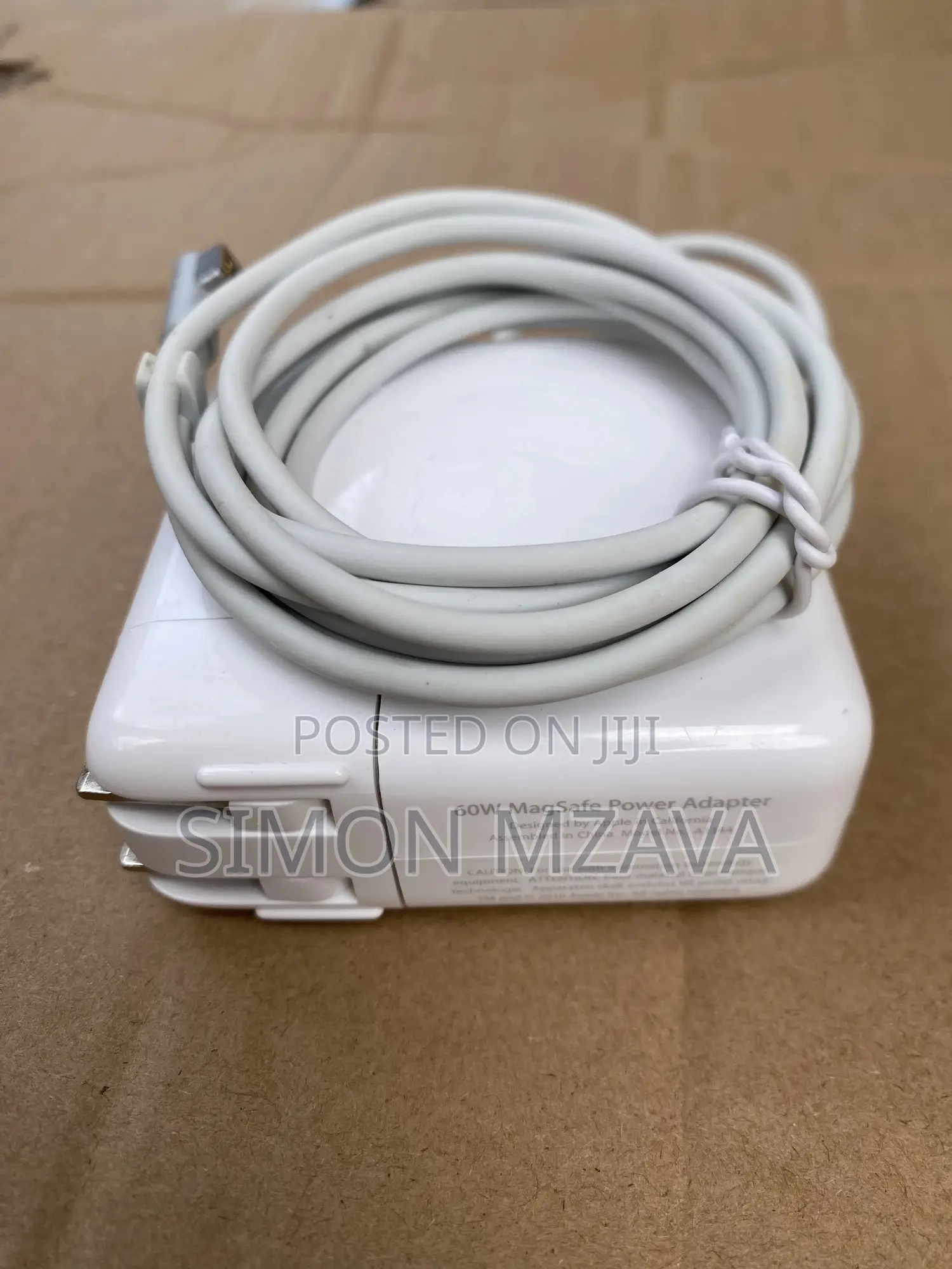 Macbook Pro Compatible Apple Magsafe L-Shape Charger Used – Original