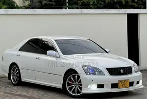 Toyota Crown 2007 White