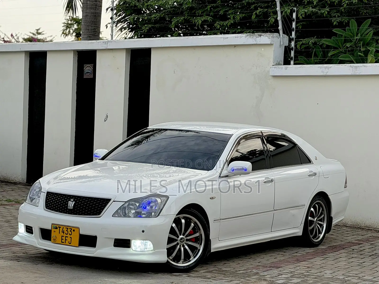 Toyota Crown 2007 White