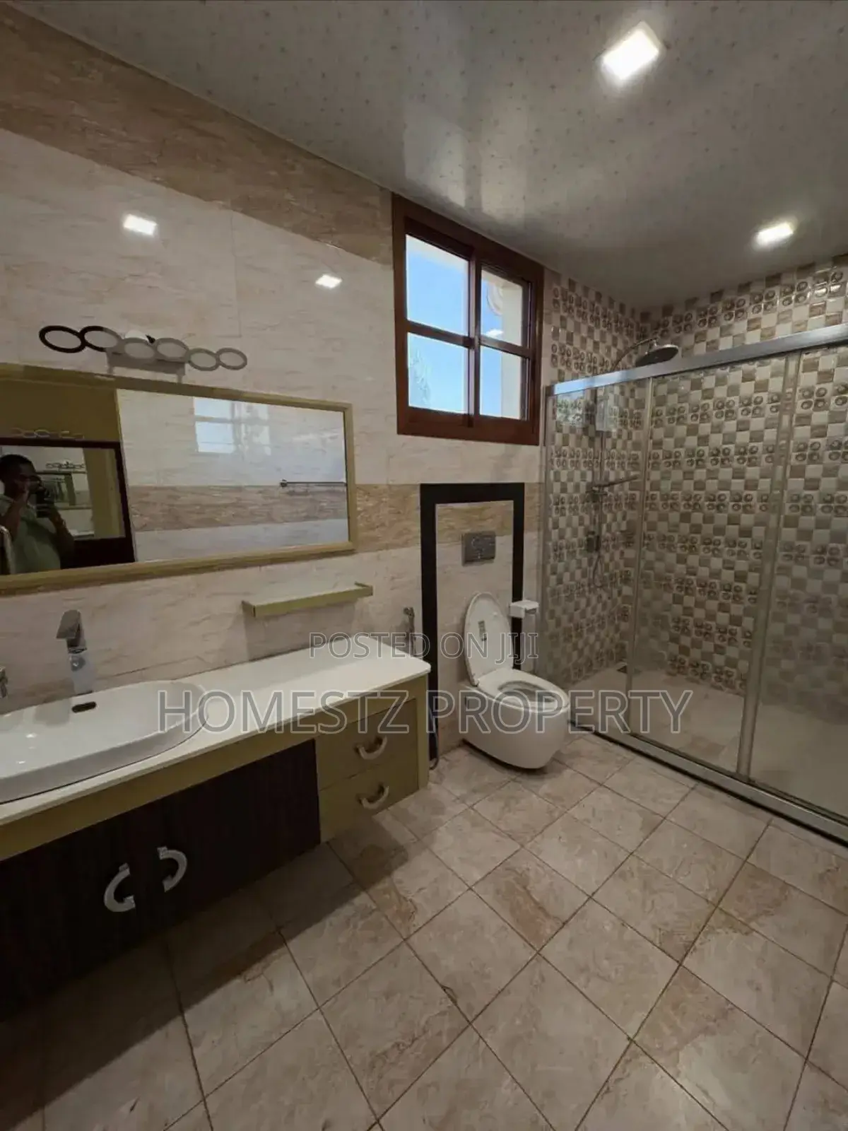 Furnished 3bdrm Villa in Ada Estate for rent