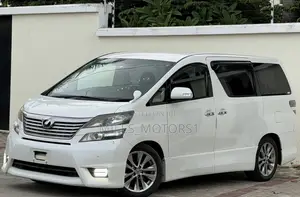 Toyota Vellfire 2010 White