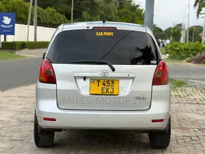 Toyota Corolla Spacio 2002 Silver