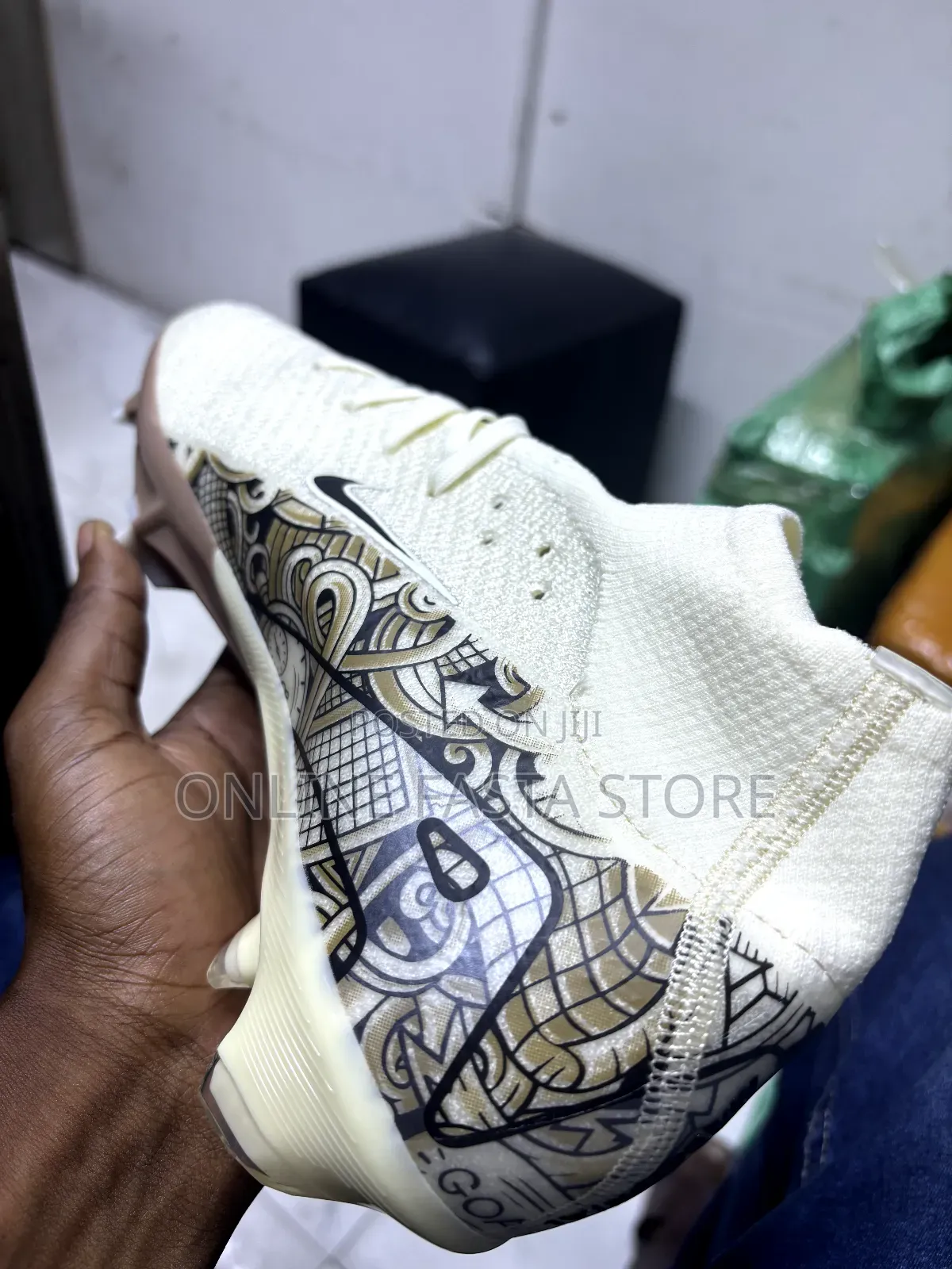 Nike Predator