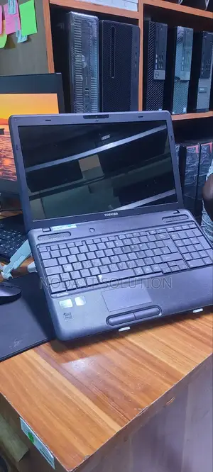 Laptop Toshiba Satellite C650 4GB Intel Pentium HDD 320GB