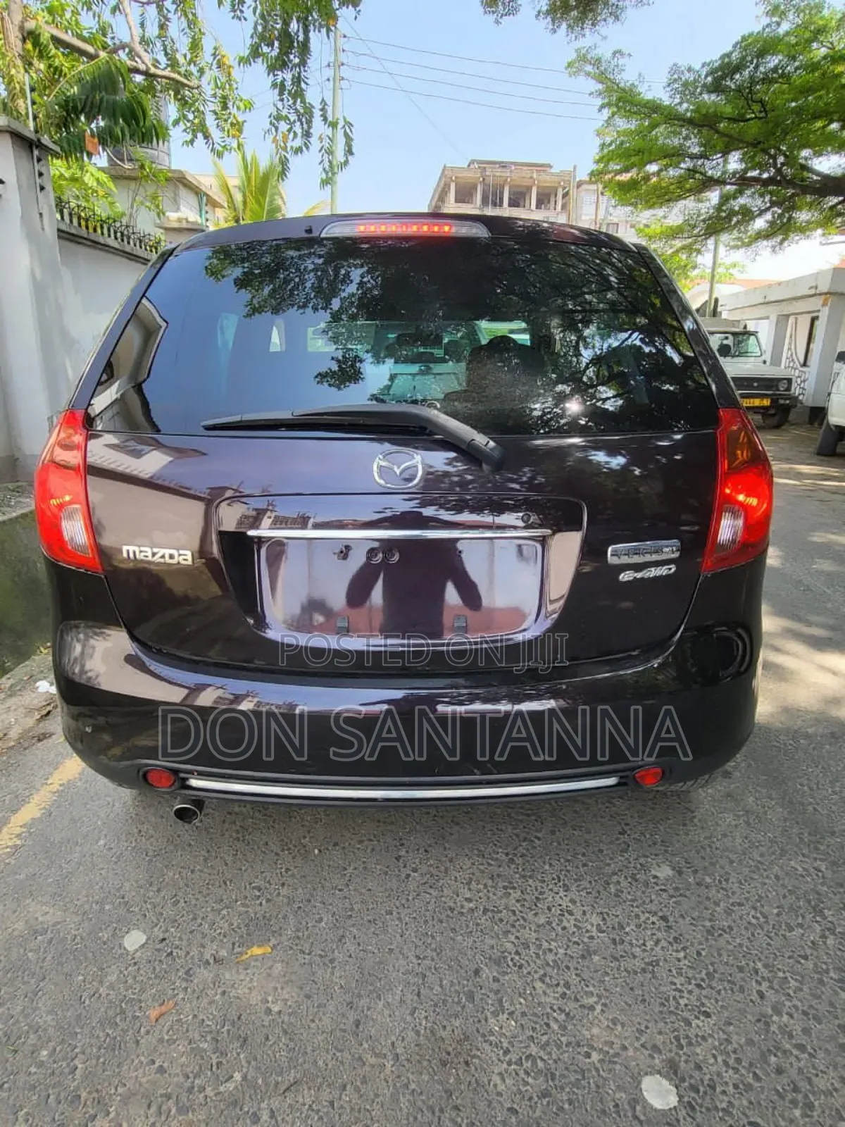 Mazda Verisa 2009 Gray