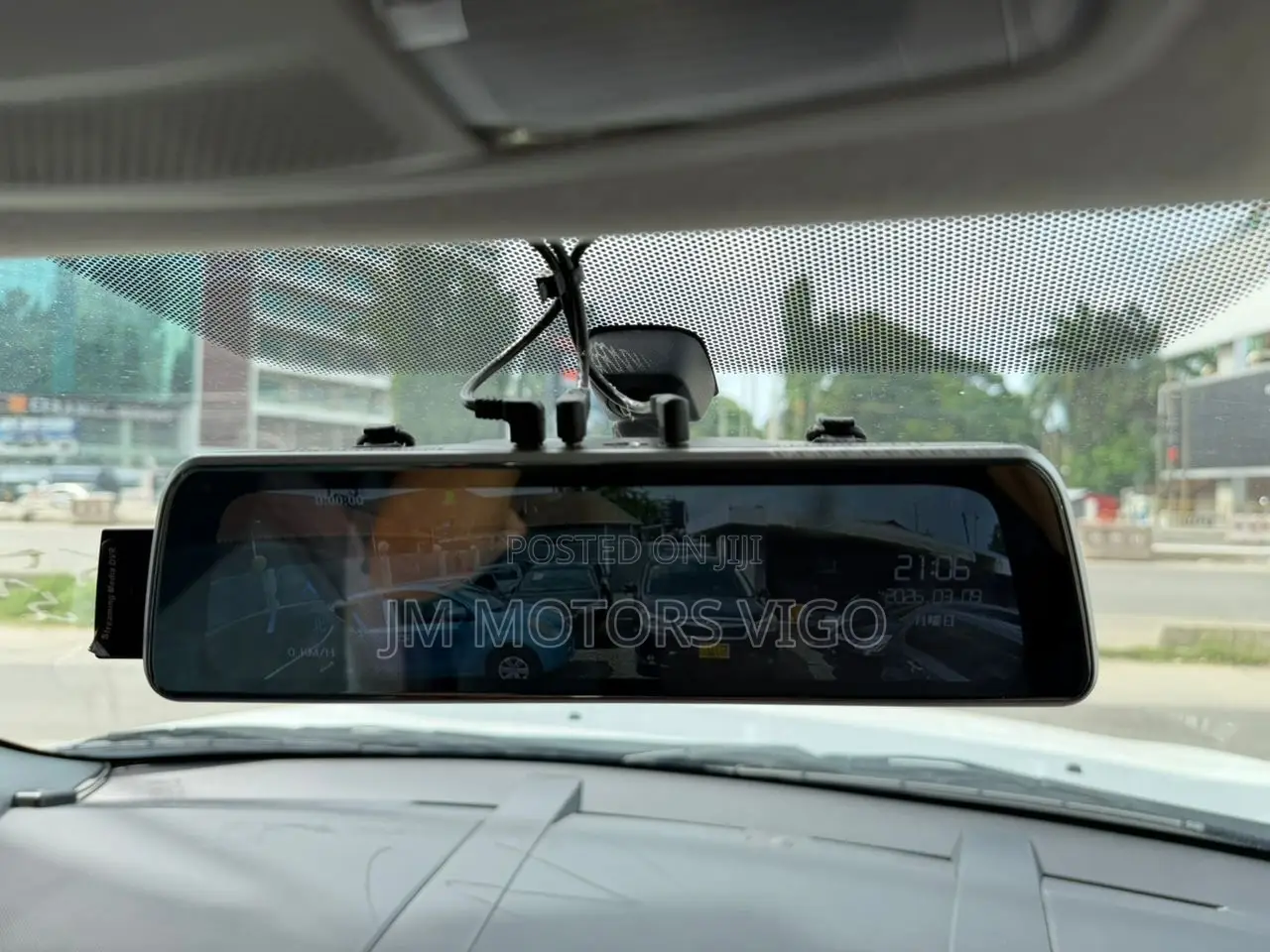 Mitsubishi Outlander 2010 White