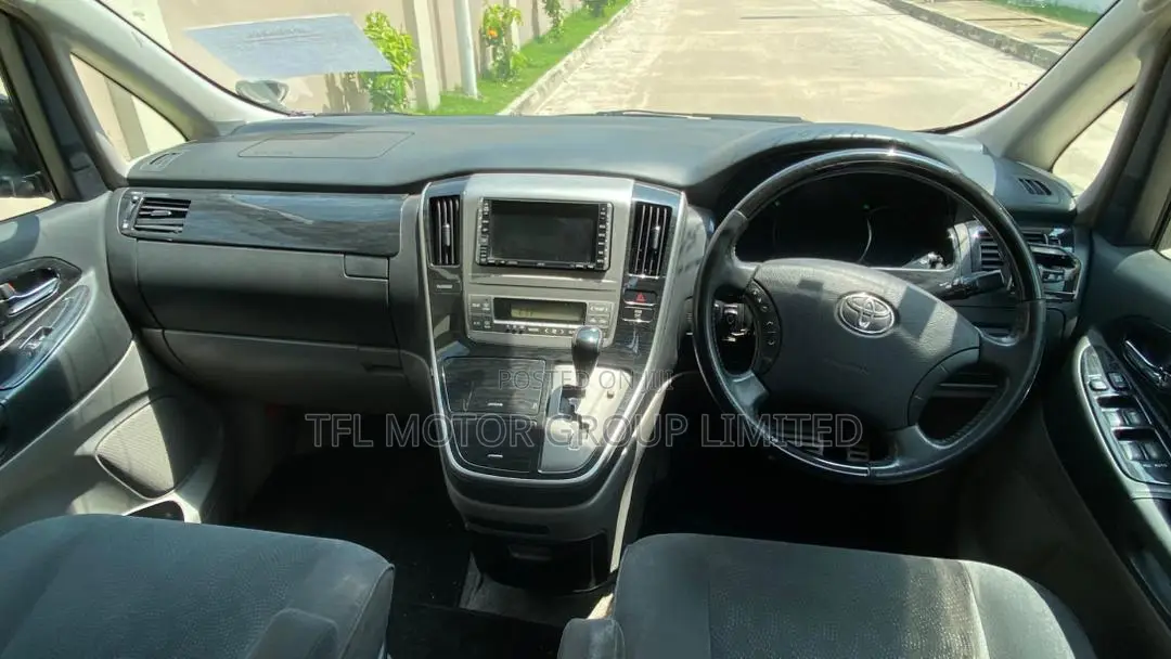 Toyota Alphard 2006 Black