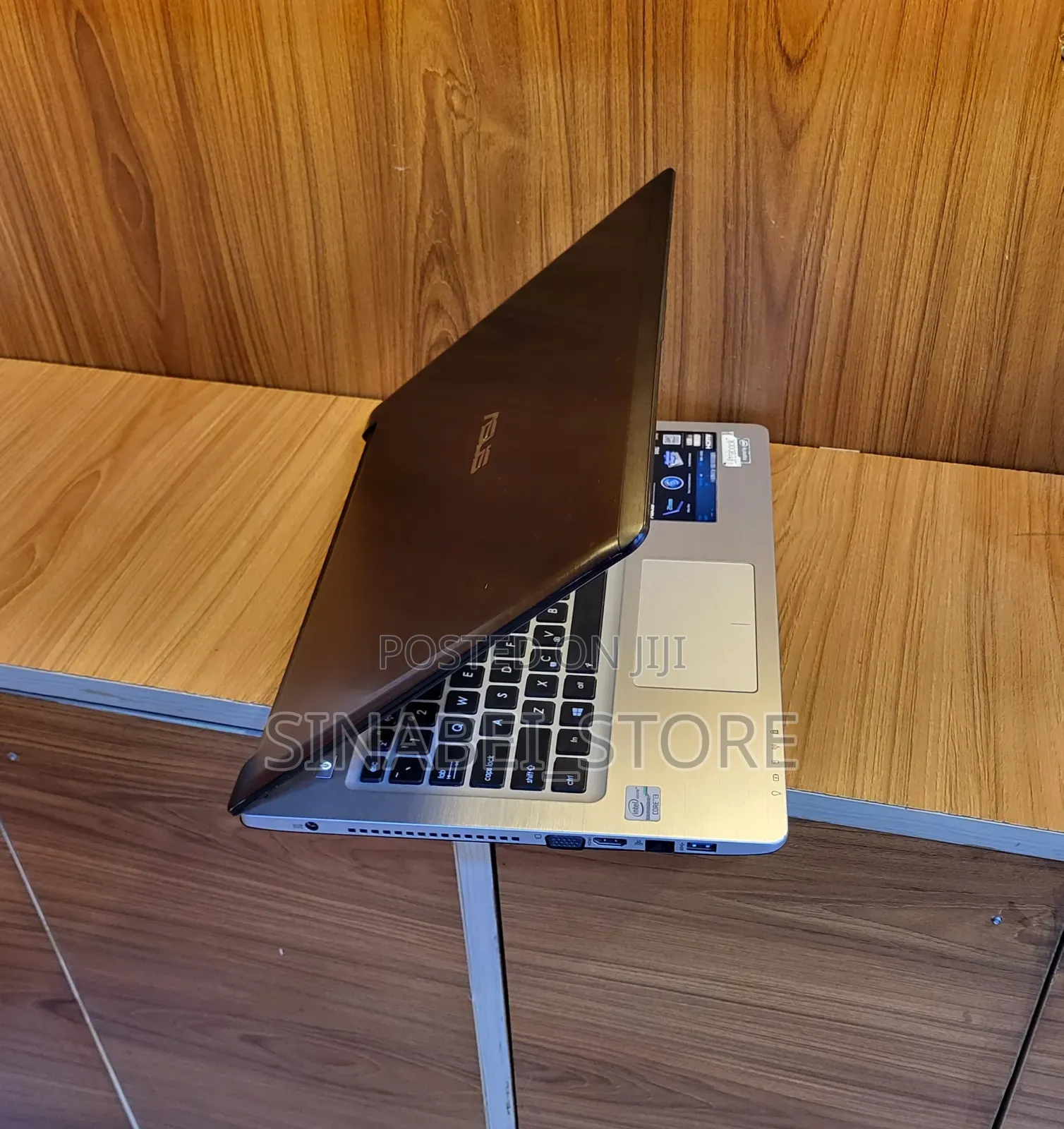 Laptop Asus ASUSPRO P2440UA 8GB Intel Core i3 HDD 500GB