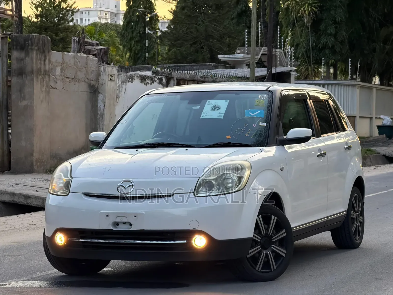 Mazda Verisa 2008 White